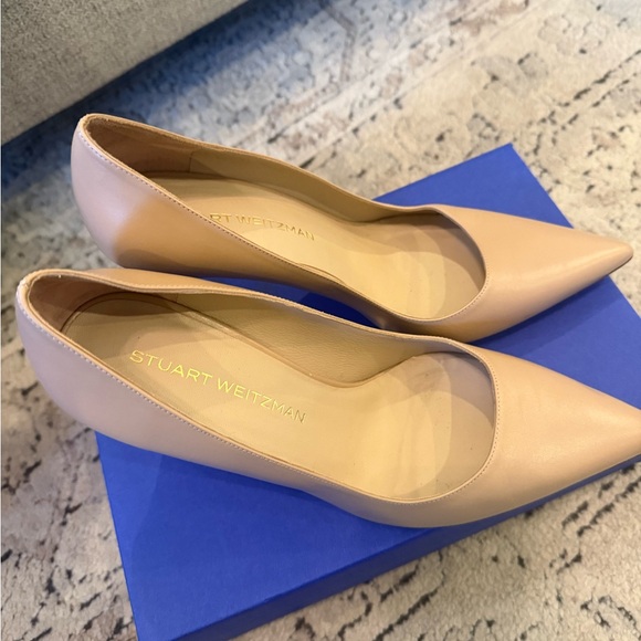 Stuart Weitzman Nude Heels - Picture 3 of 5